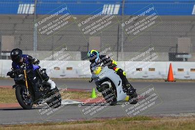 media/Nov-26-2022-Fastrack Riders (Sat) [[b001e85eef]]/Level 1/Session 3 Outside Turn 9/